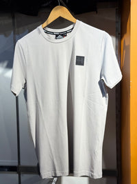 T shirt - helvetica rock écriture dos